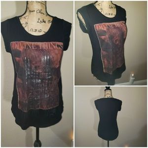 ❓ Guess Short Sleeve T-shirt with "Devine Things" "Beautiful Words"